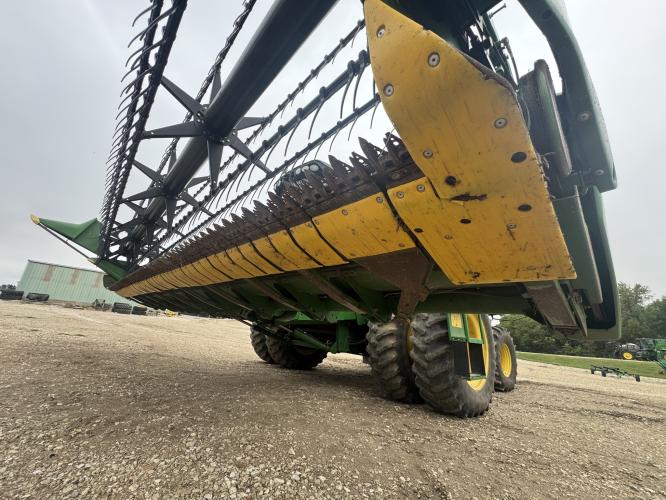 John Deere 625F