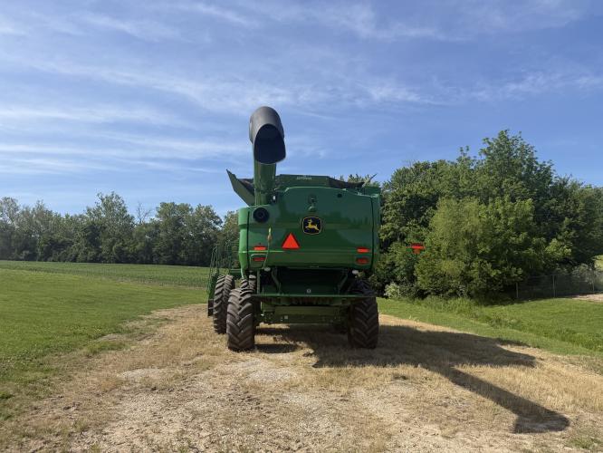 John Deere S760