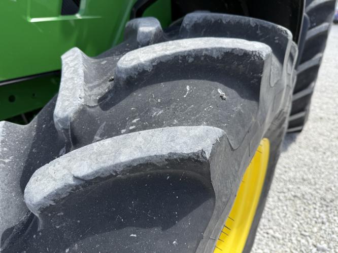 John Deere 6R 120