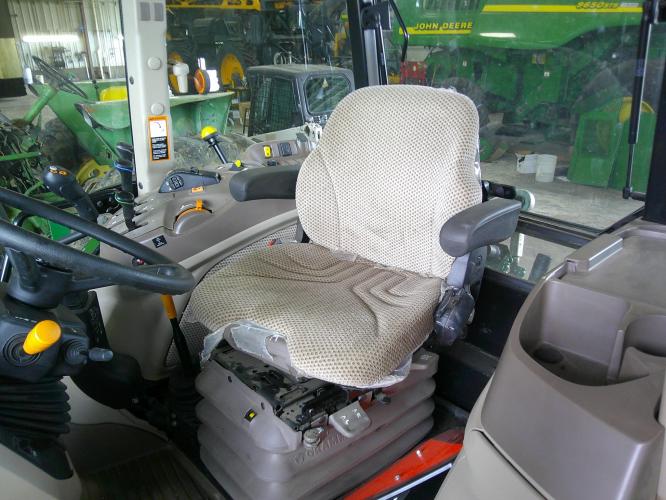 John Deere 5120M