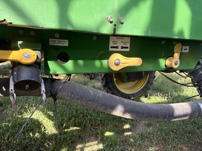 John Deere 4830