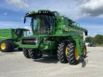 John Deere S7 700