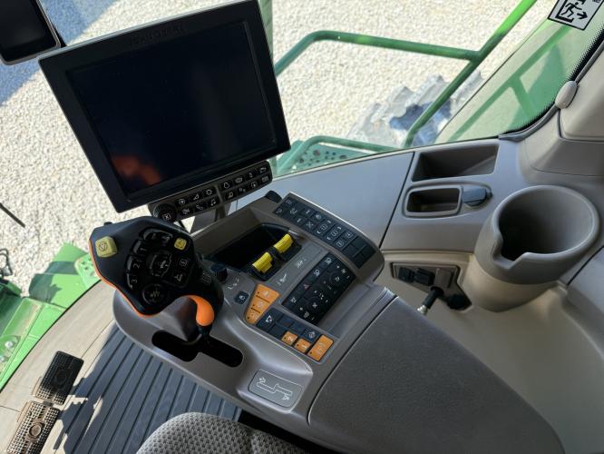 John Deere S780