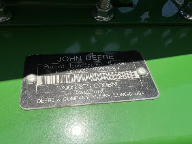 John Deere S790
