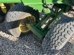 John Deere 2720