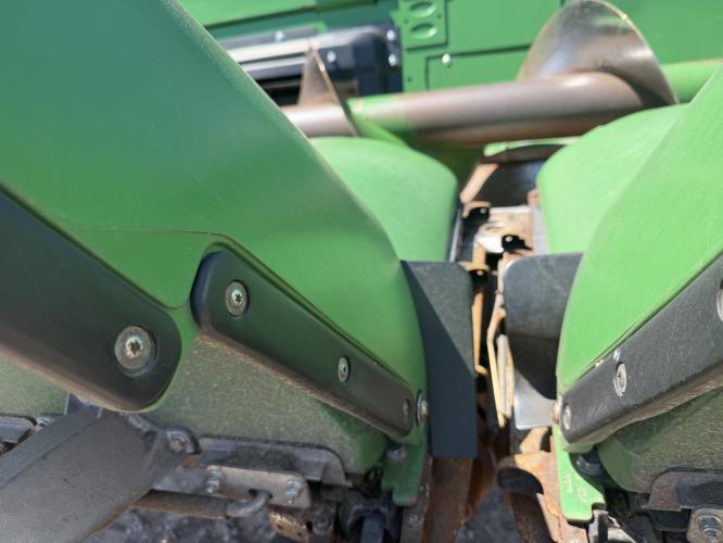John Deere C8R