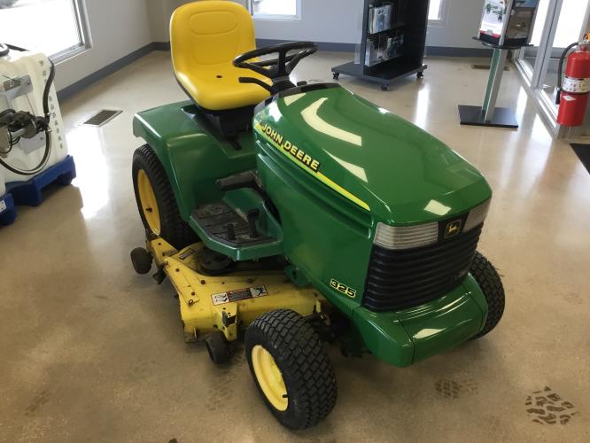 John Deere 325