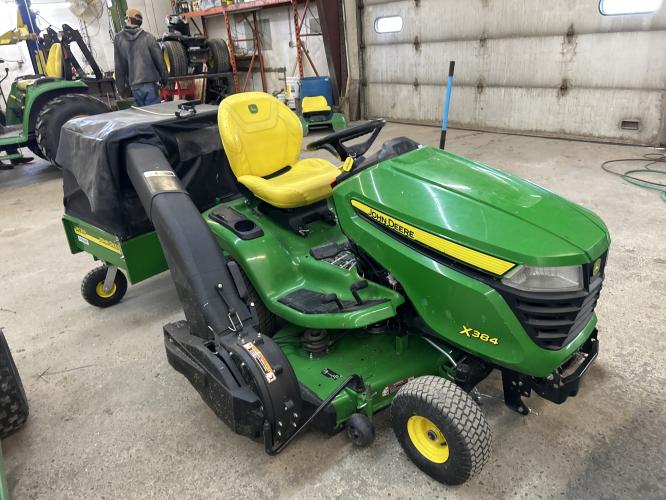 John Deere X384