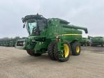 John Deere S670