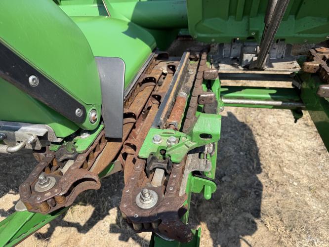 John Deere C12F
