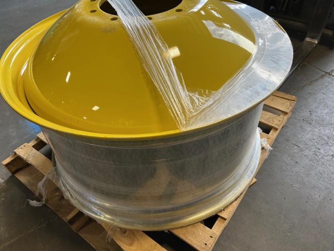 John Deere NEW AH163172 INSIDE DUAL WHEEL