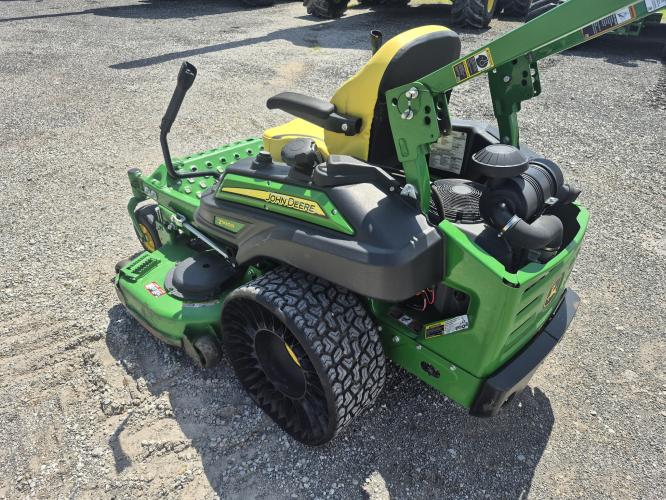 John Deere Z930R