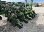 John Deere 1775NT