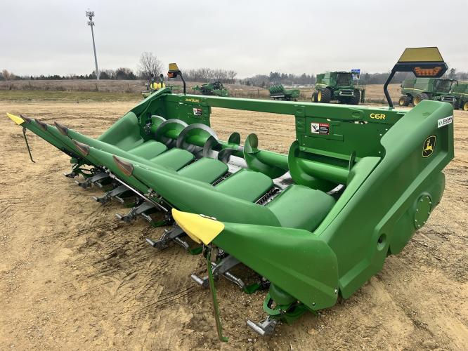 John Deere C6R