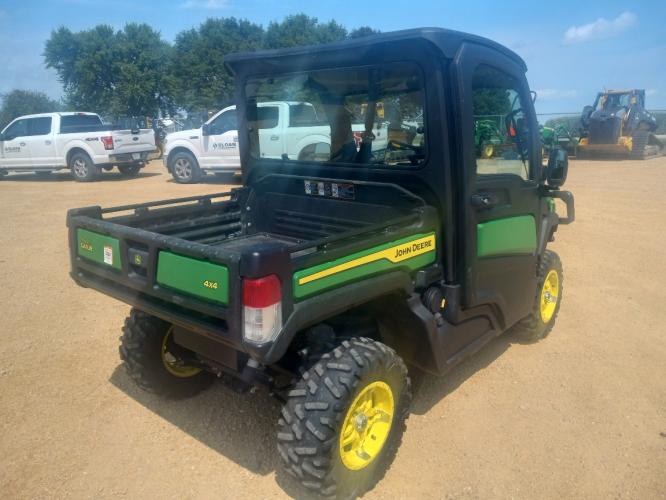 John Deere XUV 835M