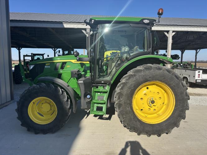 John Deere 6R 130