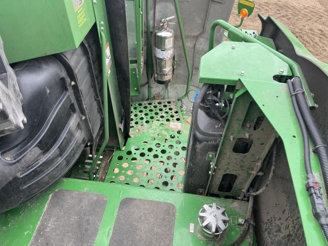 John Deere S770