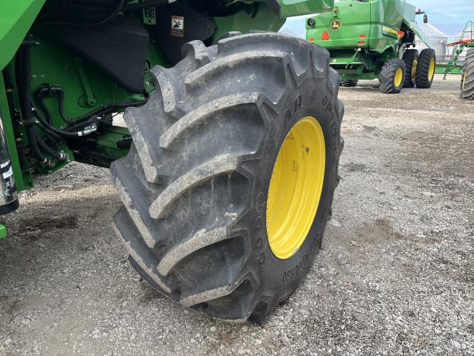 John Deere S7 800