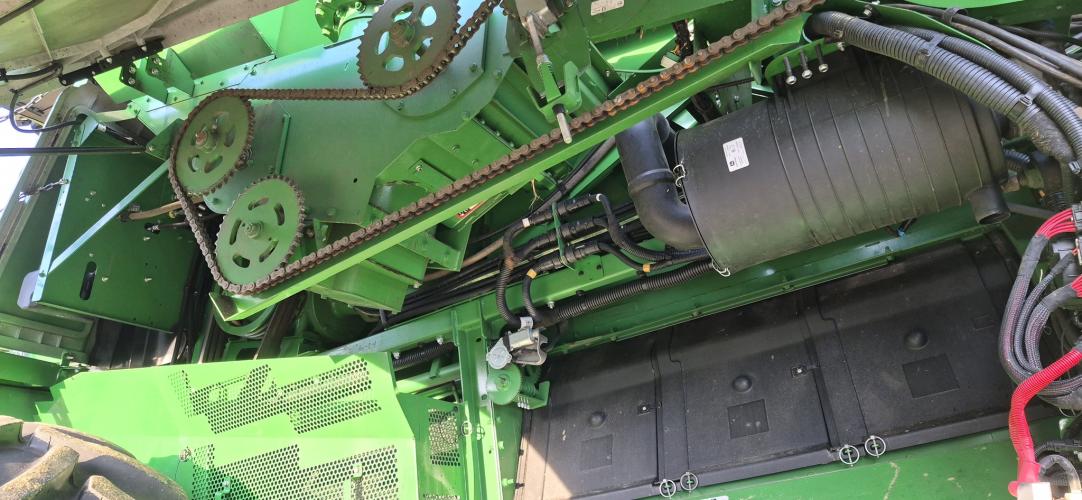 John Deere S780