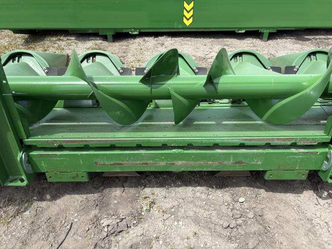 John Deere C8R