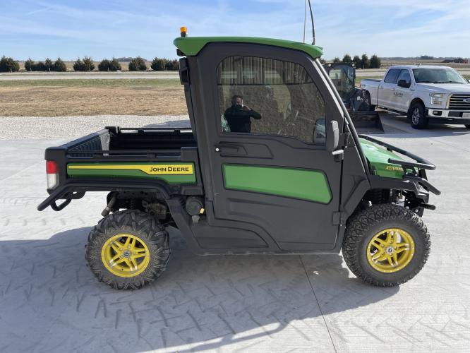 John Deere XUV835R