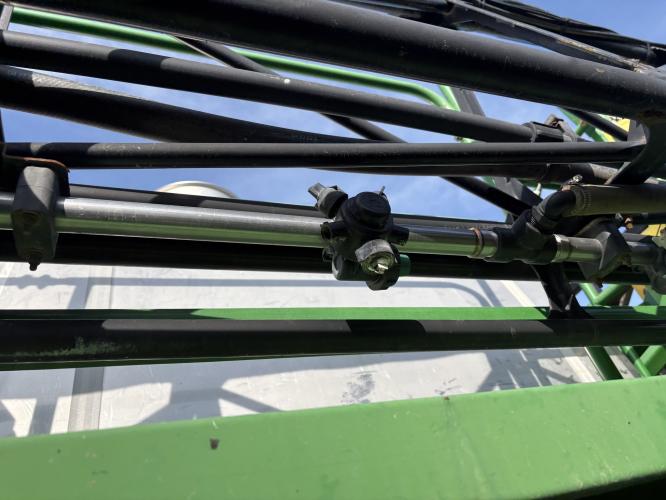 John Deere 4830