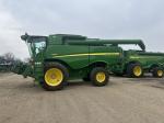 John Deere S670
