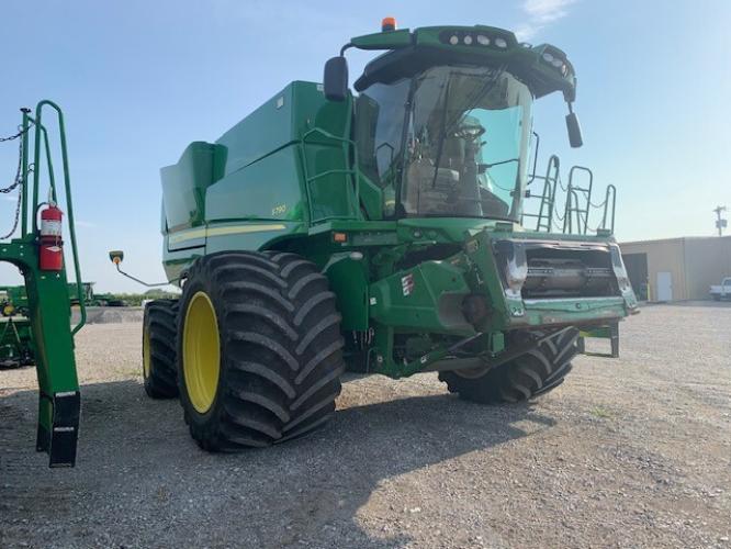John Deere S790
