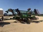 John Deere 2720
