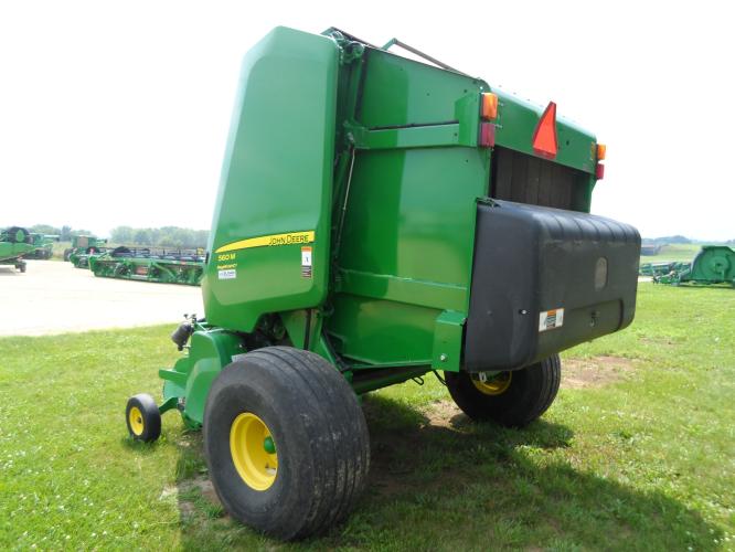 John Deere 560M