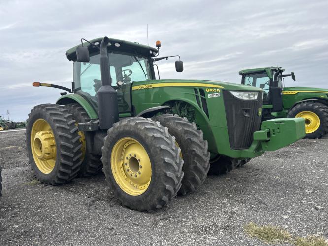 John Deere 8360R