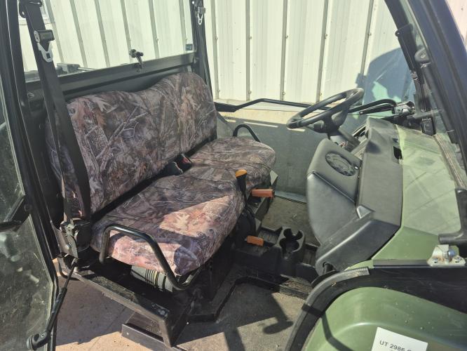 John Deere XUV 825I OLIVE