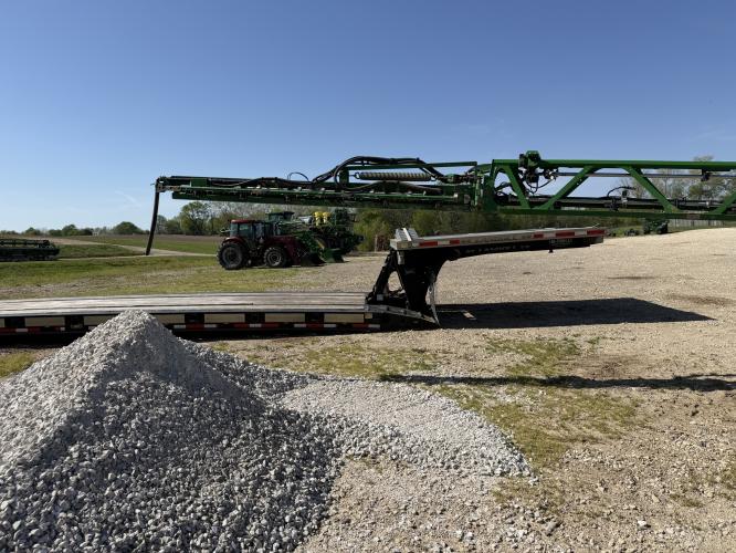 John Deere 412R