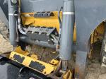 John Deere 332G