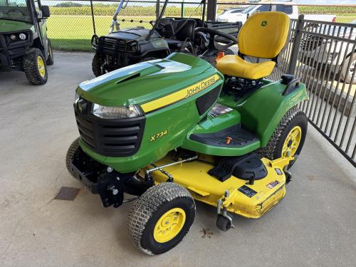 2021 John Deere X734
