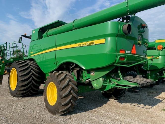 John Deere S790