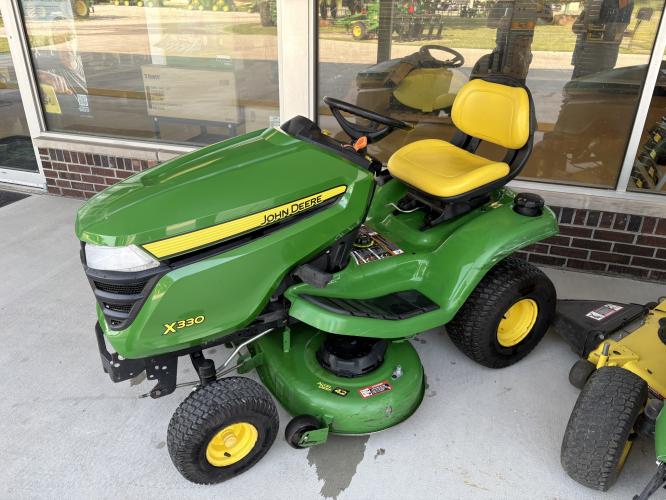 John Deere X330
