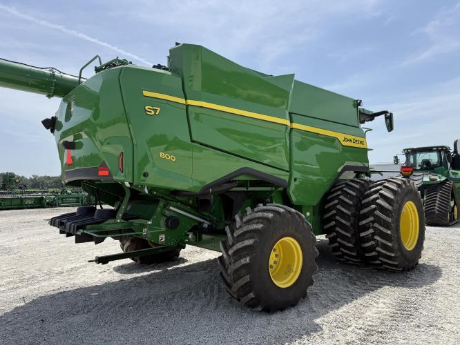John Deere S7 800