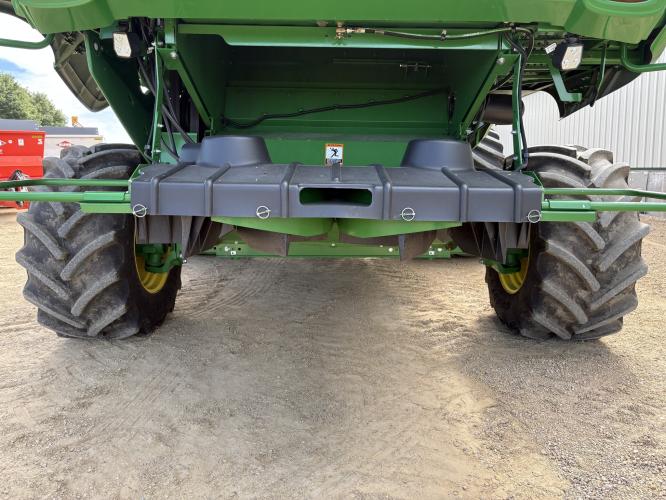 John Deere S780