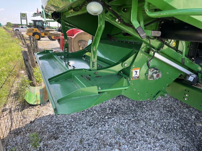 John Deere S680