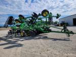 John Deere 2720