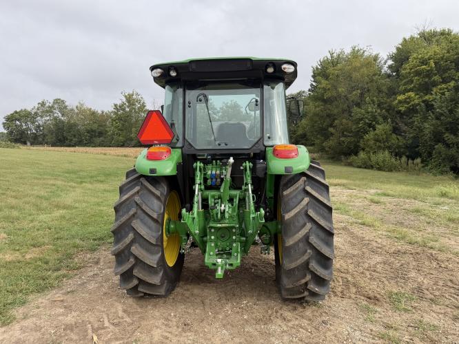 John Deere 5120M
