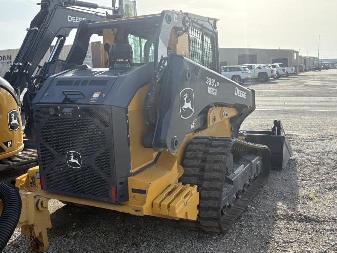John Deere 333 P