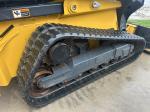 John Deere 333G