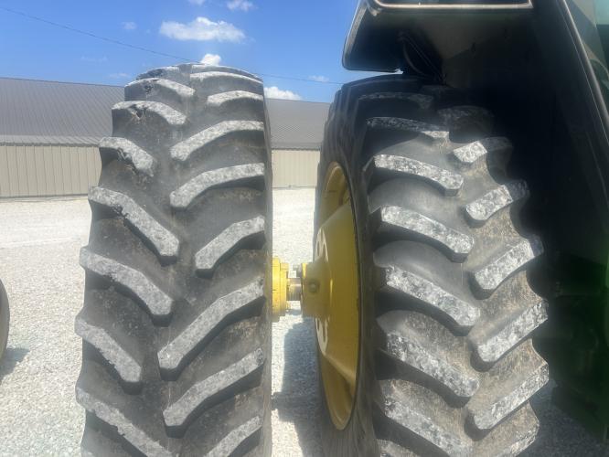 John Deere 4650