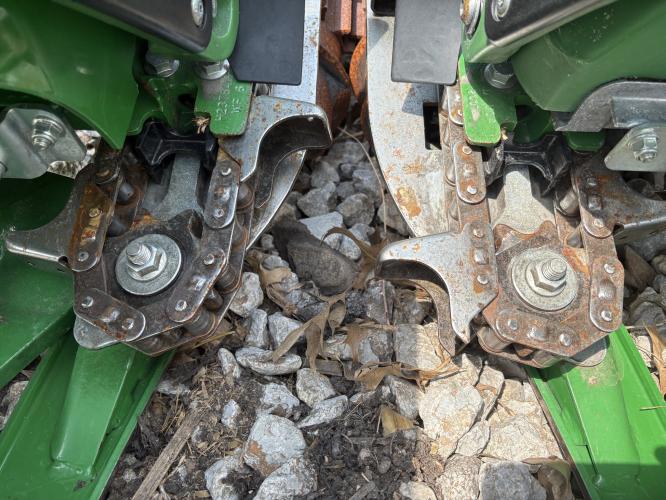 John Deere C8R