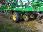 John Deere 2720
