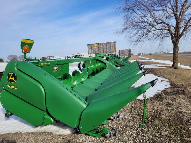 John Deere 708C