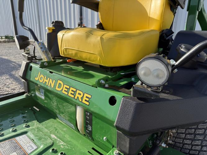John Deere Z720E