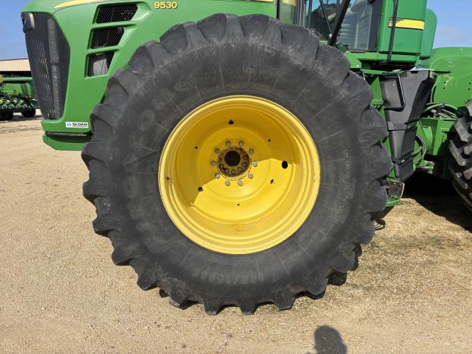 John Deere 9530